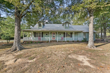 TN Country Home for Sale -Wrap Around Front Porch & Workshop - image 1