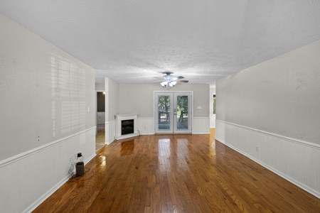 TN Country Home for Sale -Wrap Around Front Porch & Workshop - image 3