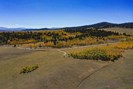 Mountain Oasis In Ranch Of The Rockies - image 1