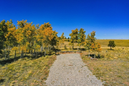 Mountain Oasis In Ranch Of The Rockies - image 24