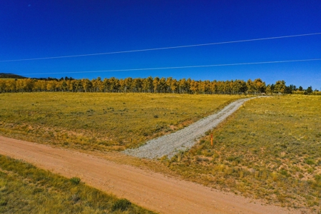 Mountain Oasis In Ranch Of The Rockies - image 16