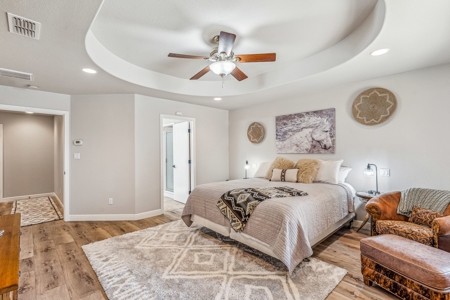 Impeccable remodeled Home on 49.9 acres -Bring the Horses - image 18