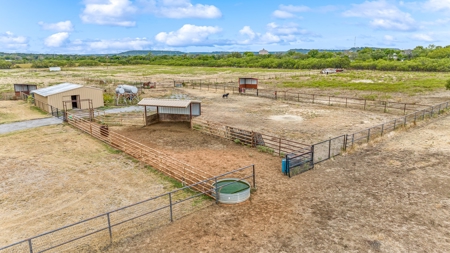 Impeccable remodeled Home on 49.9 acres -Bring the Horses - image 28