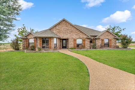 Impeccable remodeled Home on 49.9 acres -Bring the Horses - image 35