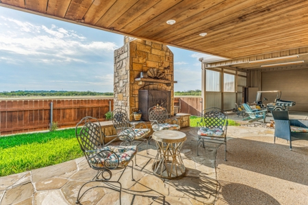 Impeccable remodeled Home on 49.9 acres -Bring the Horses - image 23