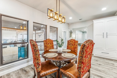 Impeccable remodeled Home on 49.9 acres -Bring the Horses - image 12