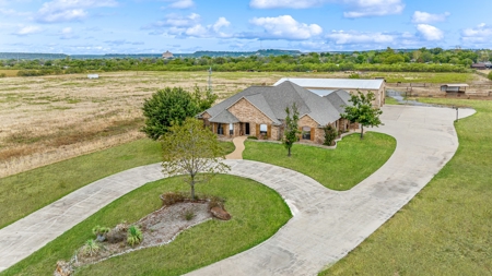 Impeccable remodeled Home on 49.9 acres -Bring the Horses - image 30