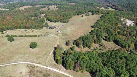 Acreage In The Ozark Mountains Of Calico Rock, Arkansas - image 1