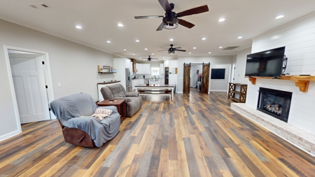 Charming 4-Bedroom, 3-Bathroom Barndominium in Rutledge, AL - image 9