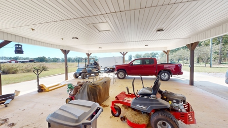 Charming 4-Bedroom, 3-Bathroom Barndominium in Rutledge, AL - image 34