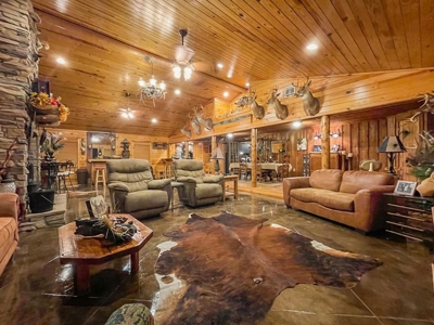 Rustic Home on 11.5 Acres in Catahoula Parish, LA - image 16