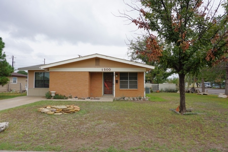 1500 N. Rio Fort Stockton, TX Pecos County 79735 For Sale - image 1