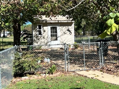 Residential Home in Hughes Springs For Sale - image 2