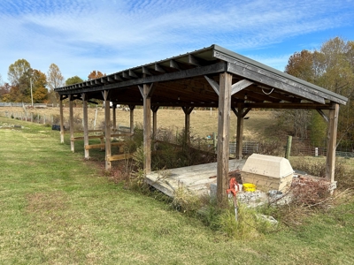 5 Bedroom 3.5 Bath Home-Basement-4.33+/- Acres-Liberty, Ky. - image 11