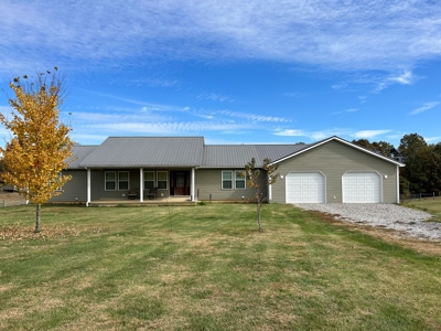 5 Bedroom 3.5 Bath Home-Basement-4.33+/- Acres-Liberty, Ky. - image 2