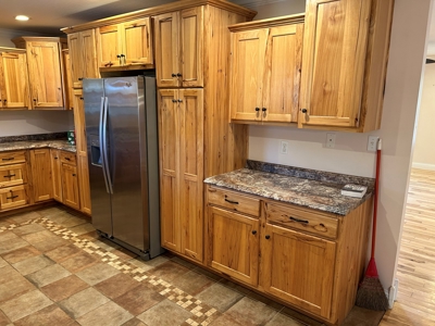 5 Bedroom 3.5 Bath Home-Basement-4.33+/- Acres-Liberty, Ky. - image 22
