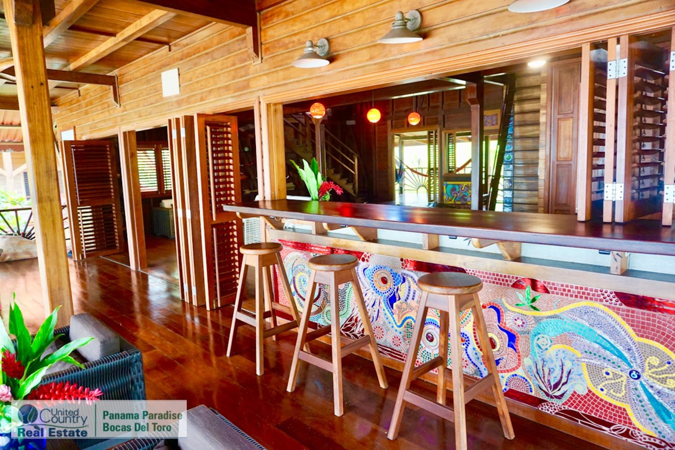 Beachfront Home with Private Dock — Isla Bastimentos, Bocas del Toro - 12