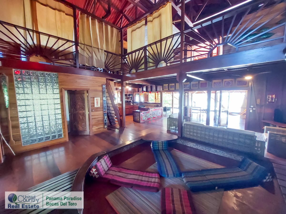 Beachfront Home with Private Dock — Isla Bastimentos, Bocas del Toro - 20