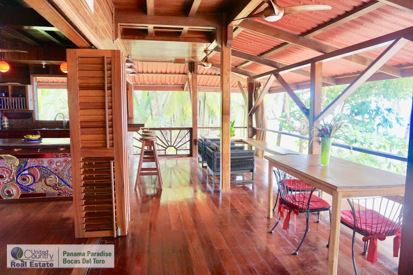 Beachfront Home with Private Dock — Isla Bastimentos, Bocas del Toro - 11