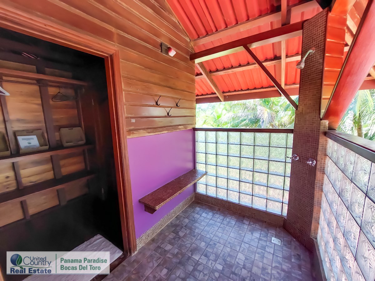 Beachfront Home with Private Dock — Isla Bastimentos, Bocas del Toro - 27