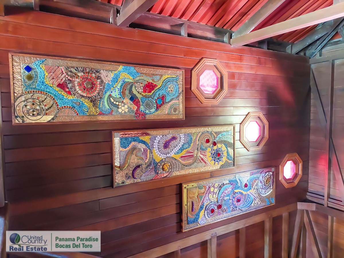Beachfront Home with Private Dock — Isla Bastimentos, Bocas del Toro - 25