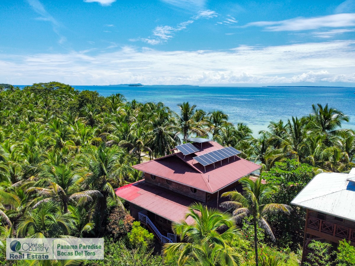 Beachfront Home with Private Dock — Isla Bastimentos, Bocas del Toro - 6