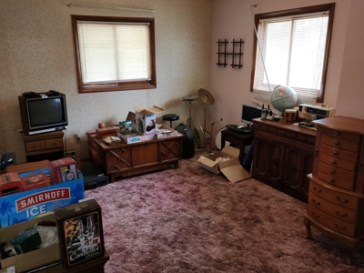 3/4 Bedroom, 2 Bath Country Home w/Outbuildings and Pool - image 27