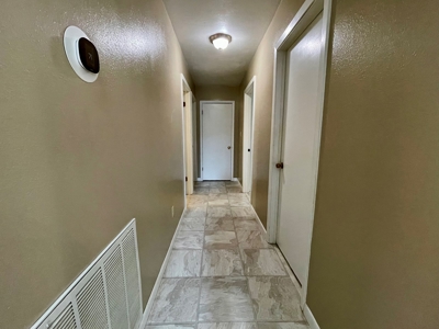 Searcy, AR, Home For Sale Near Country Club - image 18