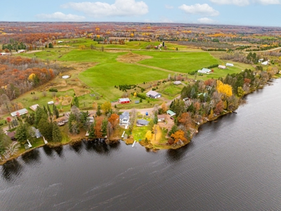 Lake Home/Year-Round Cabin for Sale on Pine Lake, Finlayson - image 1