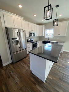 New Construction overlooking Golf Course in Boonville MO - image 15