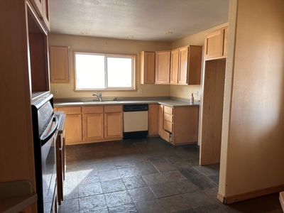 3bed/2bath 1932 sq.ft home with 53.11 acres - image 12