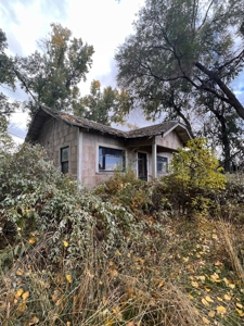 Tulelake Acreage and Fixer Upper For Sale - image 4