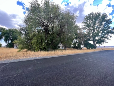 Tulelake Acreage and Fixer Upper For Sale - image 8