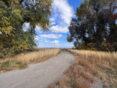 Tulelake Acreage and Fixer Upper For Sale - image 13