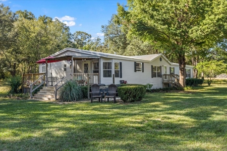 Single Family Home in High Springs Florida - image 1