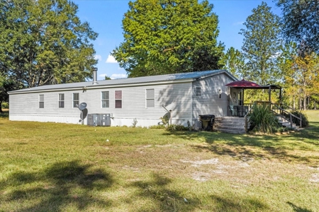 Single Family Home in High Springs Florida - image 21
