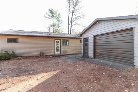 Waterfront Home For Sale in Wild Rose, WI - image 33