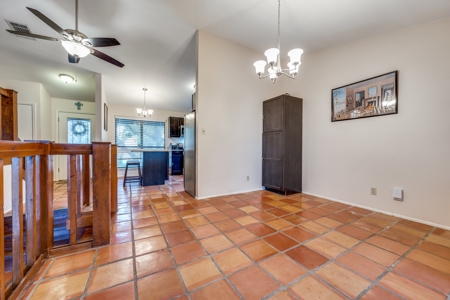 3/2 Home in Desireable Braun Station West NW San Antonio - image 9