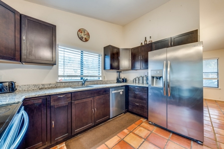 3/2 Home in Desireable Braun Station West NW San Antonio - image 8