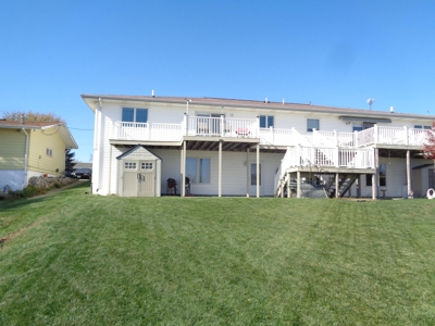 Condominium For Sale In Missouri Valley Iowa - image 4