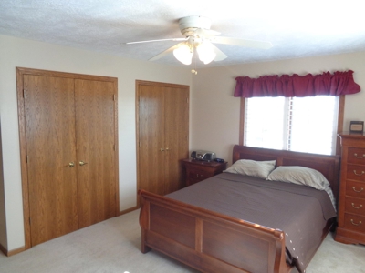 Condominium For Sale In Missouri Valley Iowa - image 23