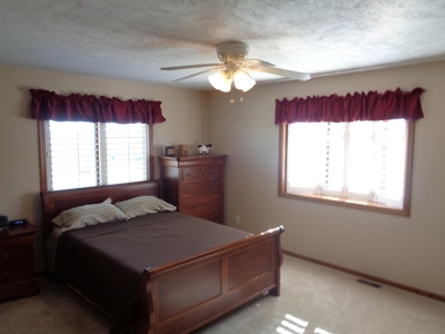 Condominium For Sale In Missouri Valley Iowa - image 22