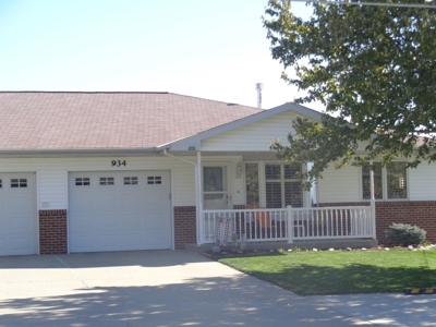 Condominium For Sale In Missouri Valley Iowa - image 1