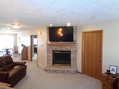 Condominium For Sale In Missouri Valley Iowa - image 8