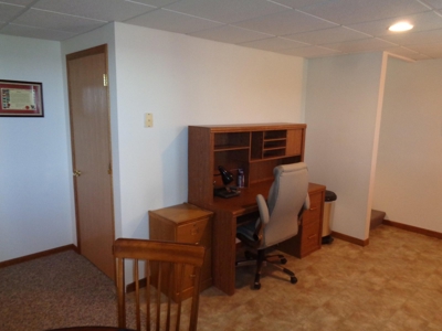 Condominium For Sale In Missouri Valley Iowa - image 34