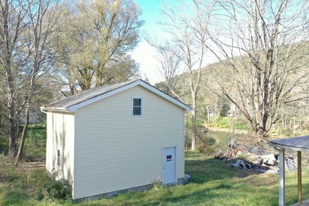 Beaverkill Riverfront - image 4
