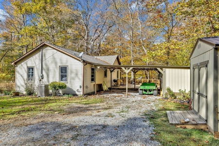 Country Home for Sale in Lawrence County, Tennessee - image 30