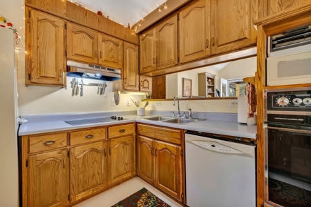 Country Home for Sale in Lawrence County, Tennessee - image 16