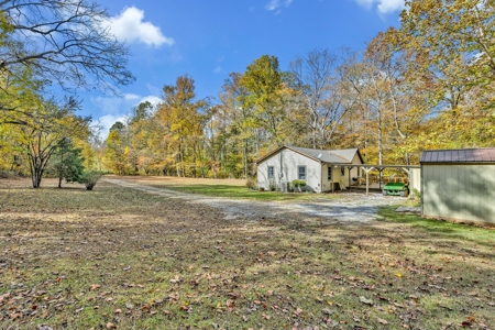 Country Home for Sale in Lawrence County, Tennessee - image 29