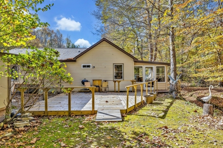 Country Home for Sale in Lawrence County, Tennessee - image 31